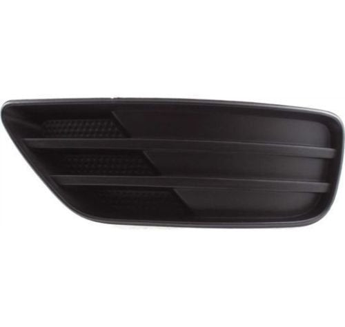 DAT AUTO PARTS Front Left Driver & Right Passenger Side Set Bumper Fog Light Cover Grille Molding Trim Pair Replacement For 2005-2007 Ford Focus Bl...