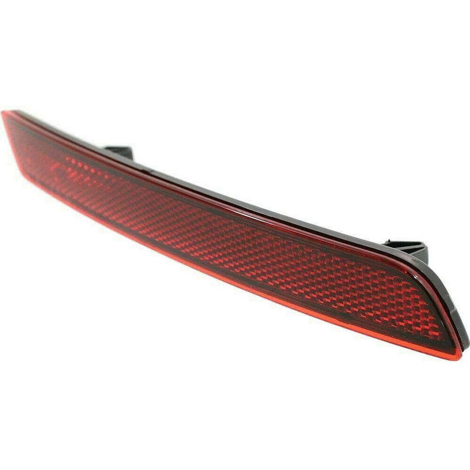 Rear Passenger Side Bumper Reflector Fits 2013-2016 Chevrolet Malibu 2015 Malibu 2016 Malibu Limited GM1185106