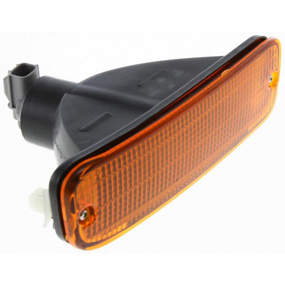 Signal Marker Light Reflector for 1995-2000 Toyota Tacoma Front Right Passenger Side Orange Lens TO2531122