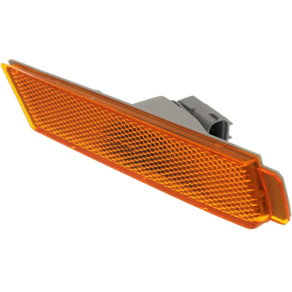 Front Passenger Side Marker Light Assembly 2010-2015 Chevrolet Fits 2015 Camaro LS 2Door 2015 Camaro LT 2Door Amber Lens GM2551197