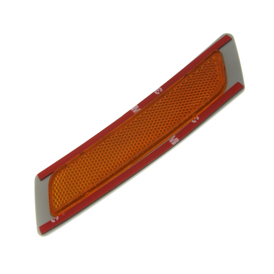 Front Passenger Side Bumper Reflector Fits 2011-2013 BMW 5 Series 2012-2018 BMW 6 Series Amber Lens BM1085100 63147203266