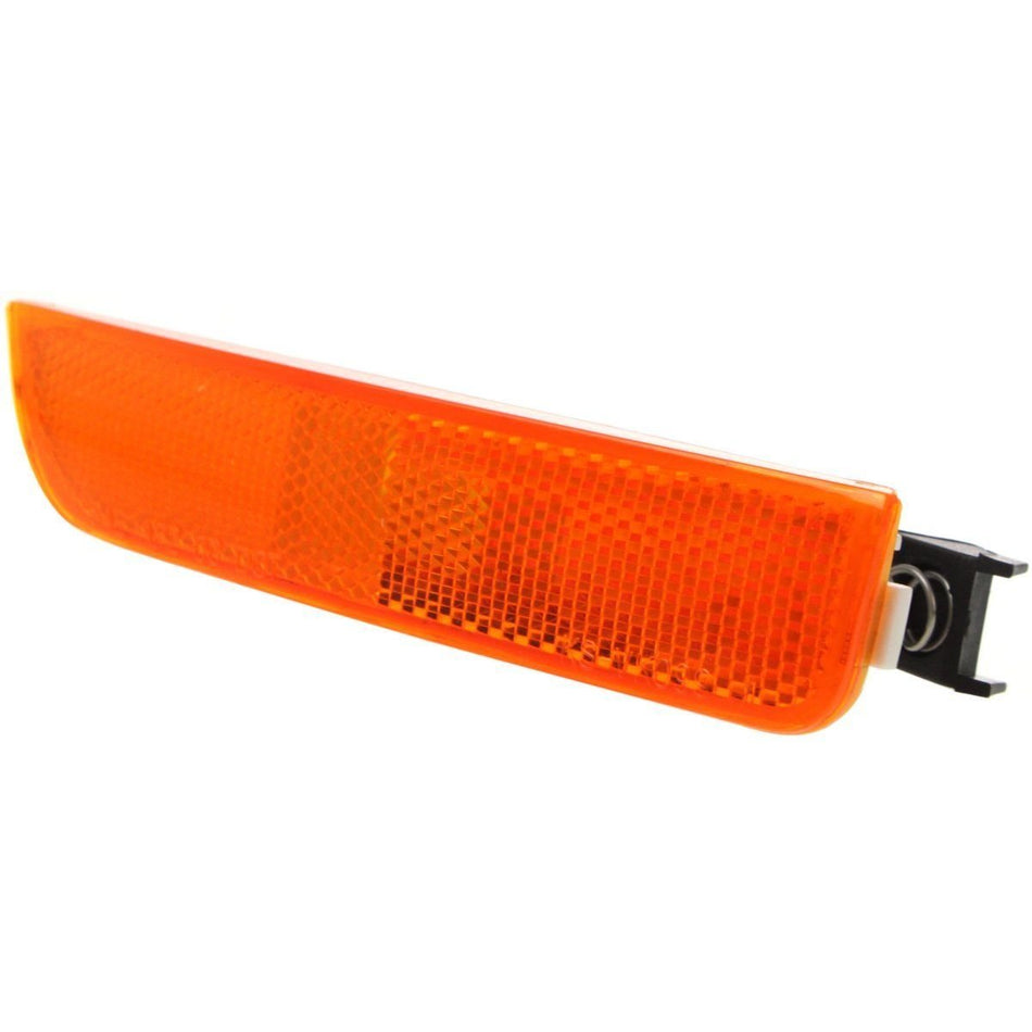 DAT AUTO PARTS Front Right Passenger Side Marker Light Lamp Replacement For 2001 - 2005 Volkswagen Passat Side Of Bumper Orange Lens VW2551106 3B09...