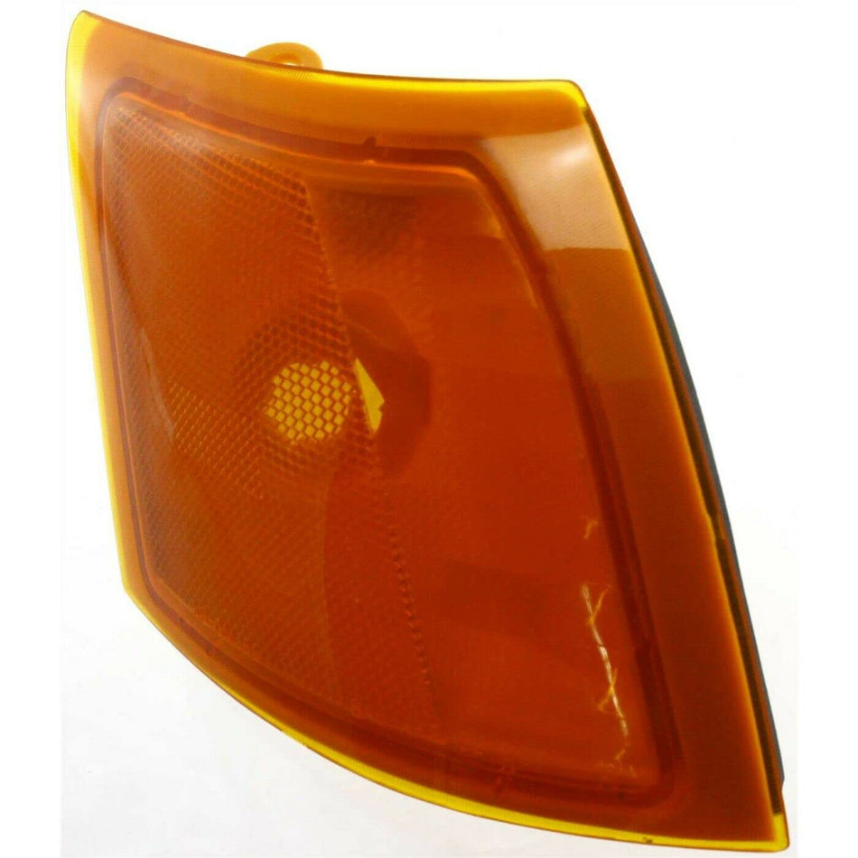 Front Passenger Side Marker Light Fits 2002-2005 Saturn Vue 2002-2005 Vue Amber Lens GM2551188