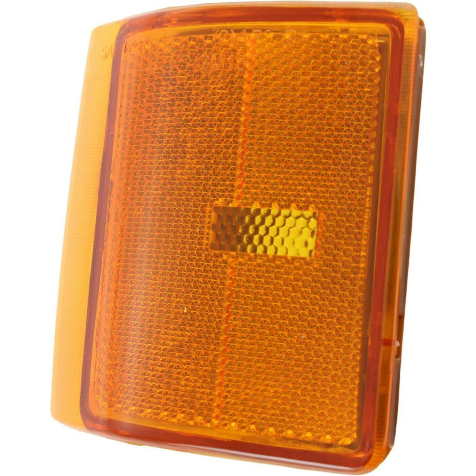 Front Driver Side Lower Marker Light Assembly Gmc Fits 2000 Yukon For Vehicles With Composite Headlights GM2550145
