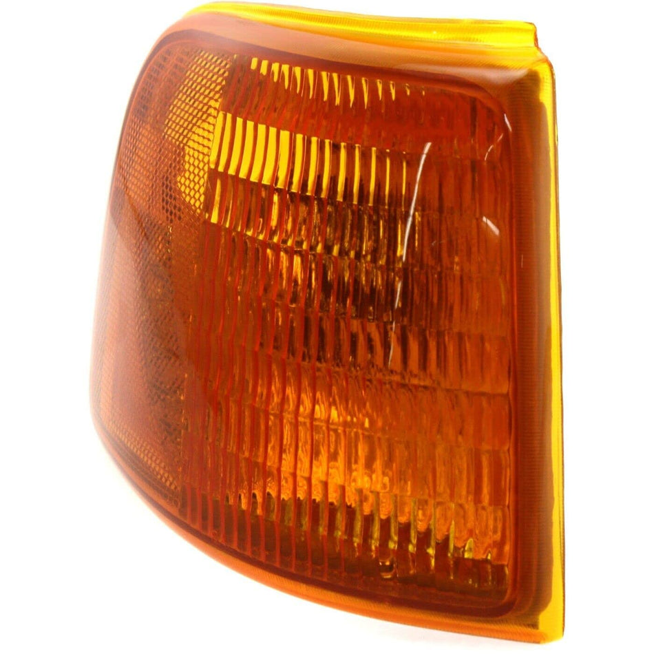 Front Passenger Side Parking Marker Light Fits 1993-1997 Ford Ranger 1993-1997 Ranger 4WD 1993-1997 Ranger 2WD FO2521116