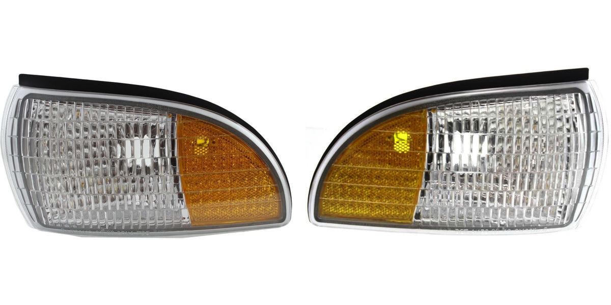 DAT AUTO PARTS Front Left Driver & Right Passenger Side Lens with Cornering Light Set of 2 Replacement for 1991-1996 Chevrolet Caprice Clear & Ambe...