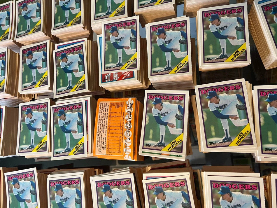 29 Cards - All 1988 Topps Traded #52T  Jay Howell Card Lot NM-NMMT